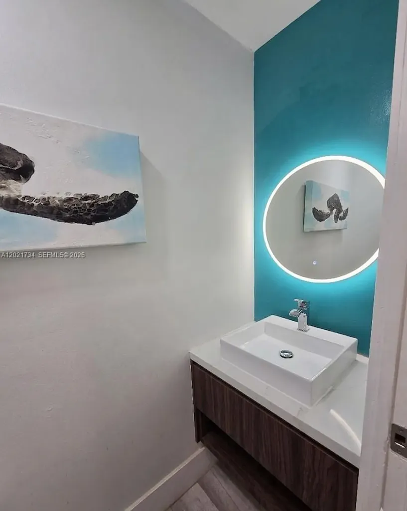 2908 N 36th Avenue Hollywood FL 33021