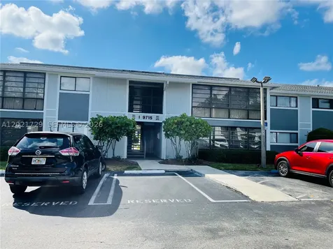 9715 Hammocks Boulevard Miami FL 33196