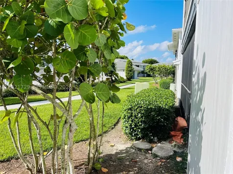 9715 Hammocks Boulevard Miami FL 33196