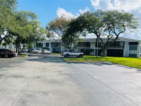 9715 Hammocks Boulevard Miami FL 33196
