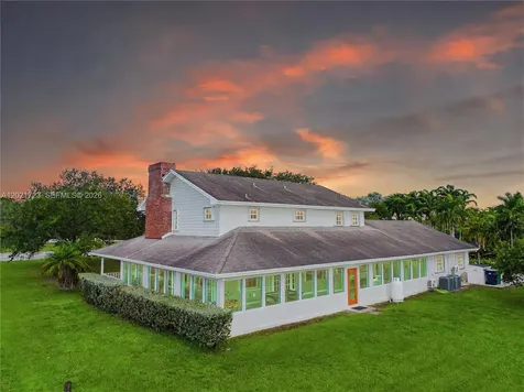 24545 SW 192nd Avenue Homestead FL 33031