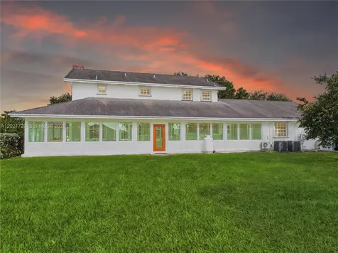 24545 SW 192nd Avenue Homestead FL 33031