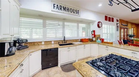 24545 SW 192nd Avenue Homestead FL 33031