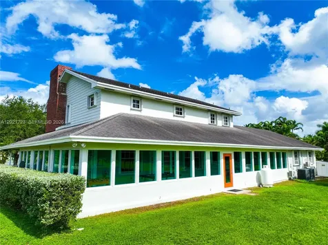 24545 SW 192nd Avenue Homestead FL 33031