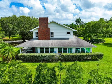 24545 SW 192nd Avenue Homestead FL 33031