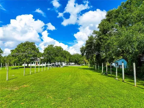 24545 SW 192nd Avenue Homestead FL 33031