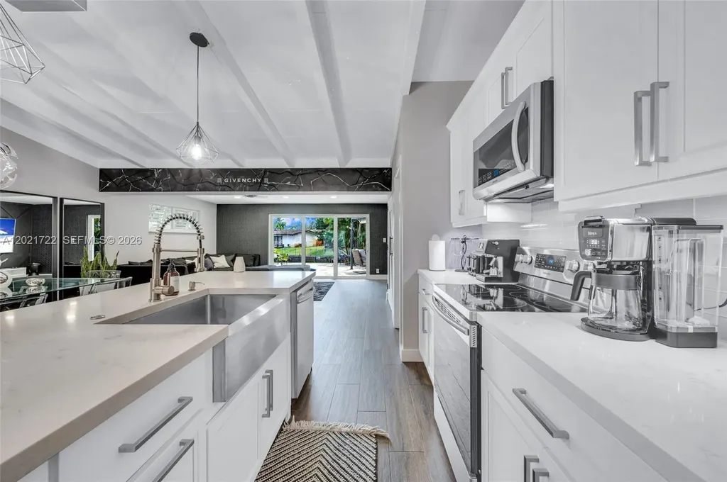 2407 Nassau Lane Fort Lauderdale FL 33312