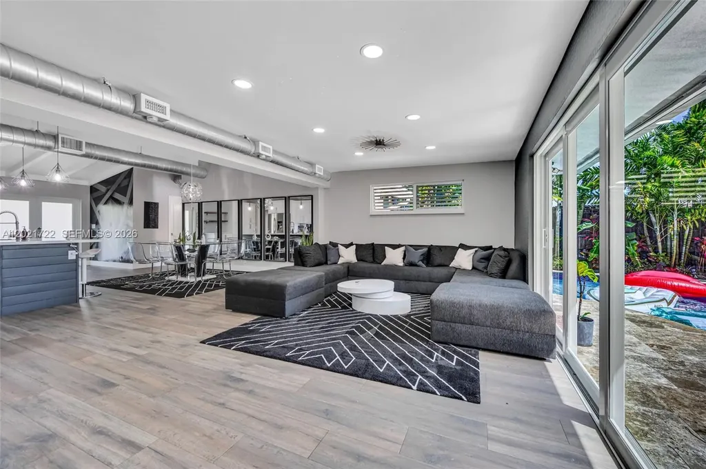 2407 Nassau Lane Fort Lauderdale FL 33312