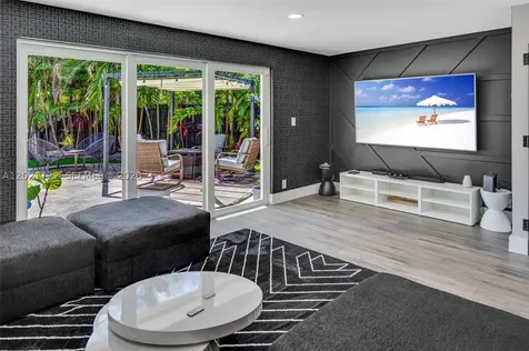 2407 Nassau Lane Fort Lauderdale FL 33312