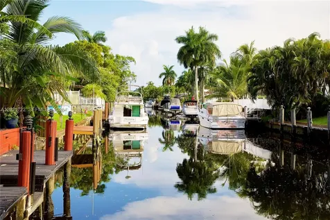 2407 Nassau Lane Fort Lauderdale FL 33312