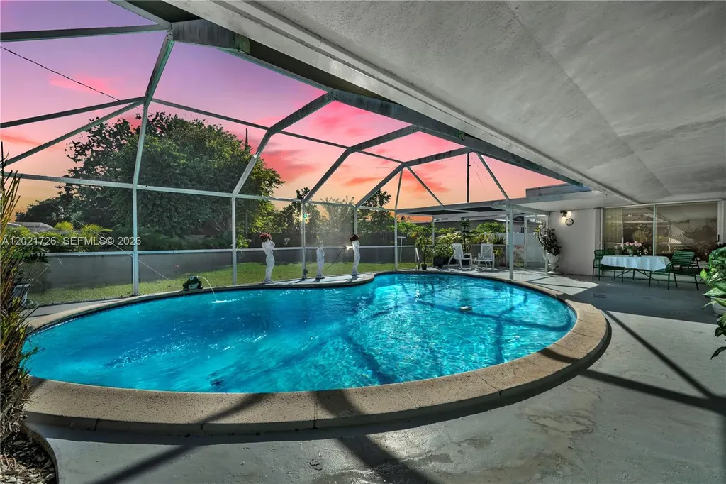 11260 SW 181st Terrace Miami FL 33157