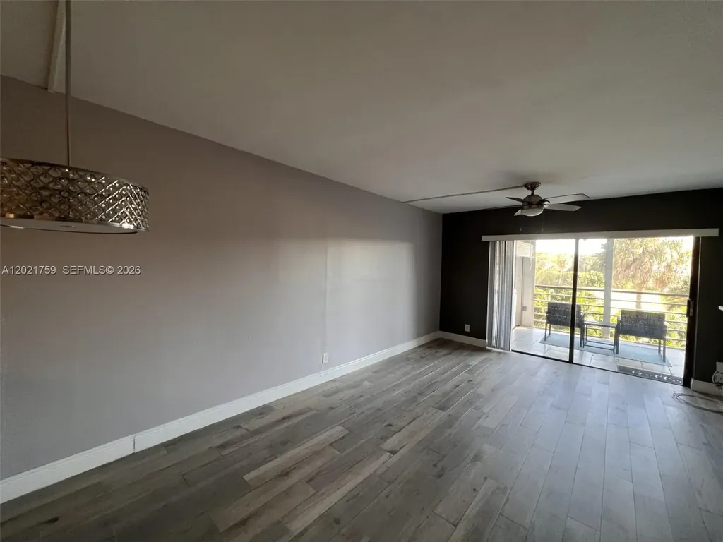 9440 SW 8th Street Boca Raton FL 33428