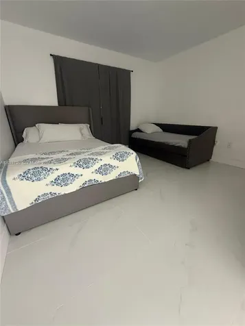 215 SW 117th Terrace Pembroke Pines FL 33025