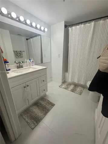 215 SW 117th Terrace Pembroke Pines FL 33025
