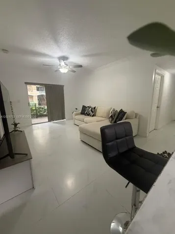 215 SW 117th Terrace Pembroke Pines FL 33025