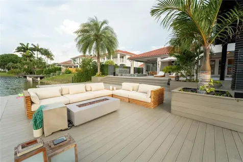 11155 NW 70th Street Doral FL 33178
