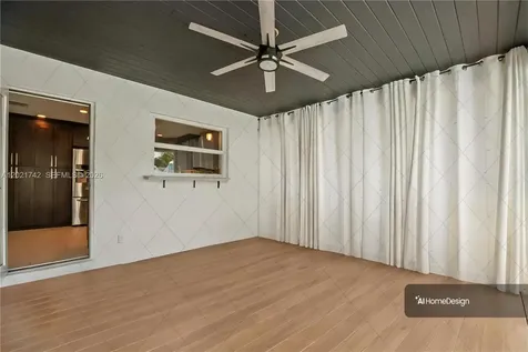 1183 Robin Avenue Miami Springs FL 33166