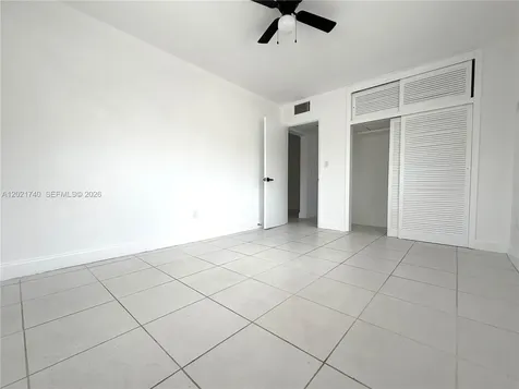 North Miami Beach FL 33162