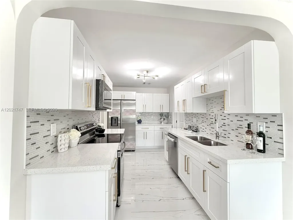 1555 NW 6th Avenue Pompano Beach FL 33060