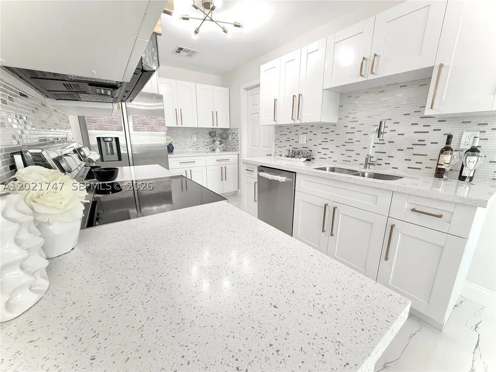 1555 NW 6th Avenue Pompano Beach FL 33060