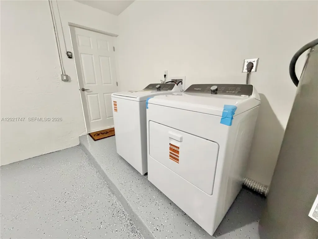 1555 NW 6th Avenue Pompano Beach FL 33060