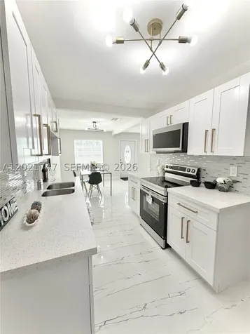 1555 NW 6th Avenue Pompano Beach FL 33060