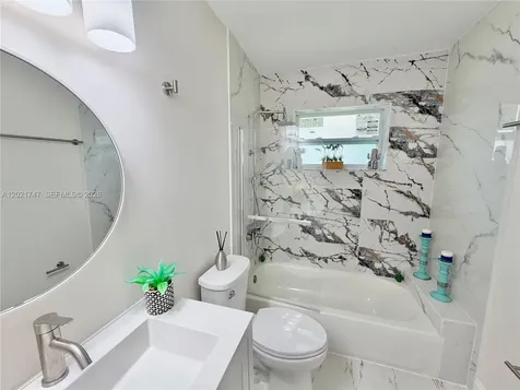 1555 NW 6th Avenue Pompano Beach FL 33060