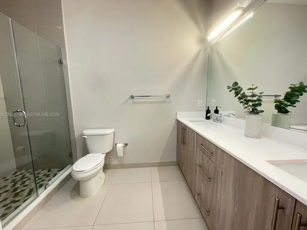 170 SE 7th Way Pompano Beach FL 33060