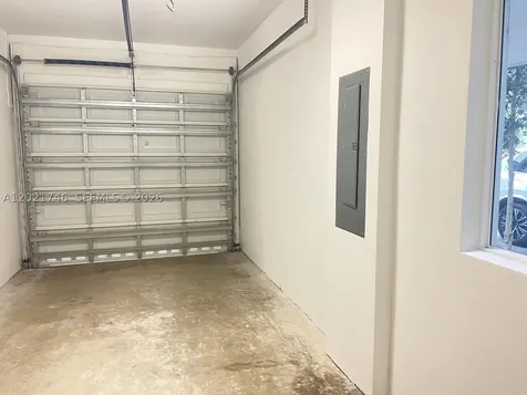 170 SE 7th Way Pompano Beach FL 33060