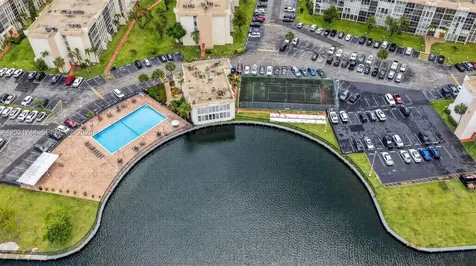 2000 Atlantic Shores Boulevard Hallandale Beach FL 33009