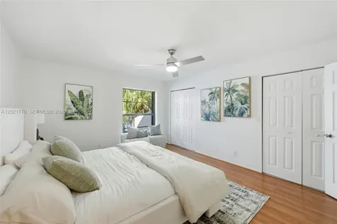 1257 NW 98th Terrace Pembroke Pines FL 33024