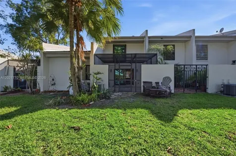 1257 NW 98th Terrace Pembroke Pines FL 33024