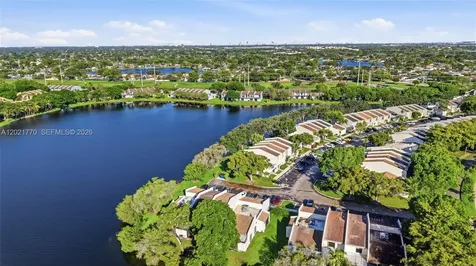 1257 NW 98th Terrace Pembroke Pines FL 33024