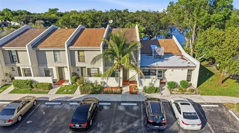 1257 NW 98th Terrace Pembroke Pines FL 33024