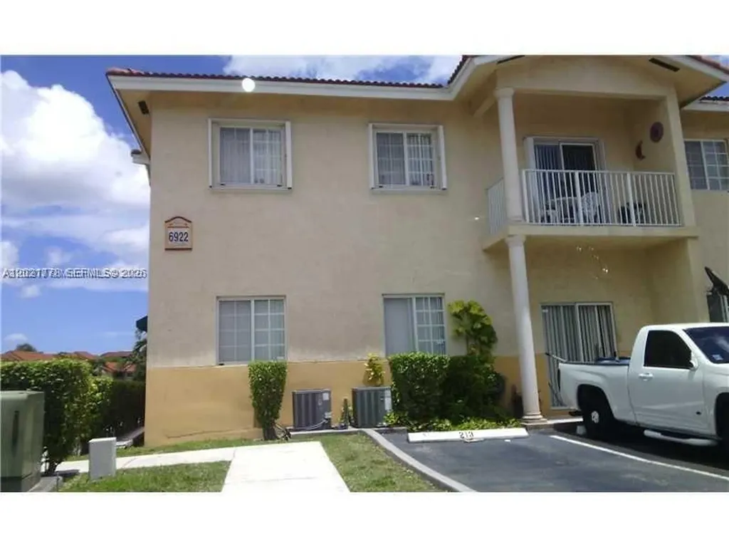 6922 NW 179th Street Hialeah FL 33015