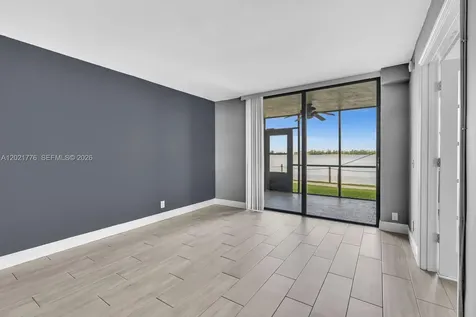 109 Lake Emerald Drive Oakland Park FL 33309