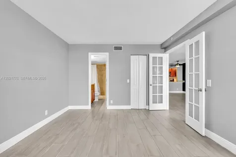 109 Lake Emerald Drive Oakland Park FL 33309
