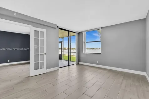 109 Lake Emerald Drive Oakland Park FL 33309