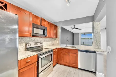 109 Lake Emerald Drive Oakland Park FL 33309