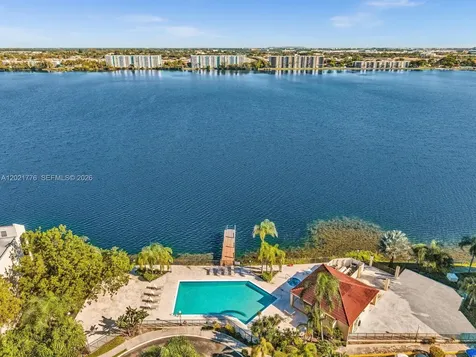 109 Lake Emerald Drive Oakland Park FL 33309
