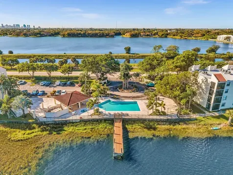 109 Lake Emerald Drive Oakland Park FL 33309