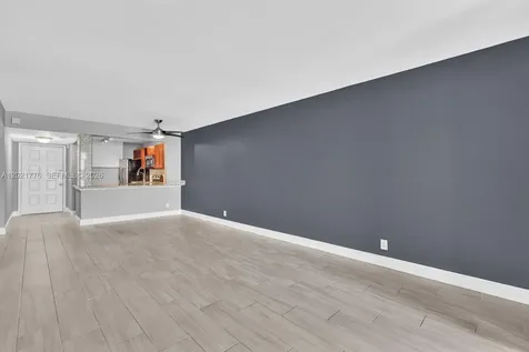 109 Lake Emerald Drive Oakland Park FL 33309