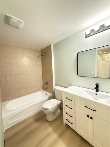 275 NE 18th Street Miami FL 33132