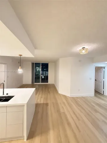 275 NE 18th Street Miami FL 33132