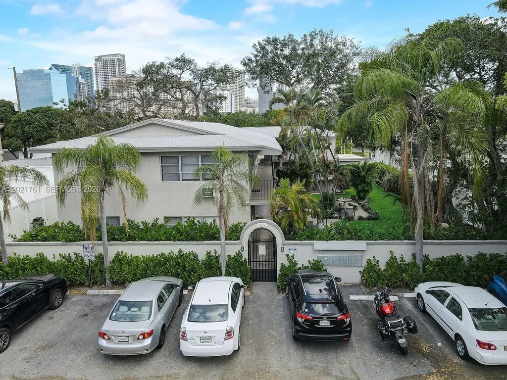 515 SE 9th Street Fort Lauderdale FL 33316
