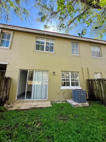 1445 SE 24th Road Homestead FL 33035