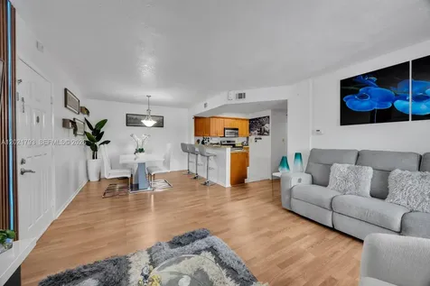 8670 SW 212th Street Cutler Bay FL 33189