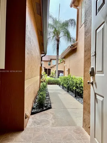 1498 Barcelona Way Weston FL 33327