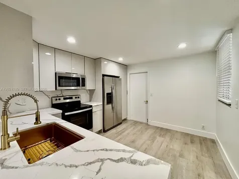 1498 Barcelona Way Weston FL 33327