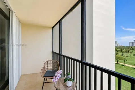 20335 W Country Club Drive Aventura FL 33180